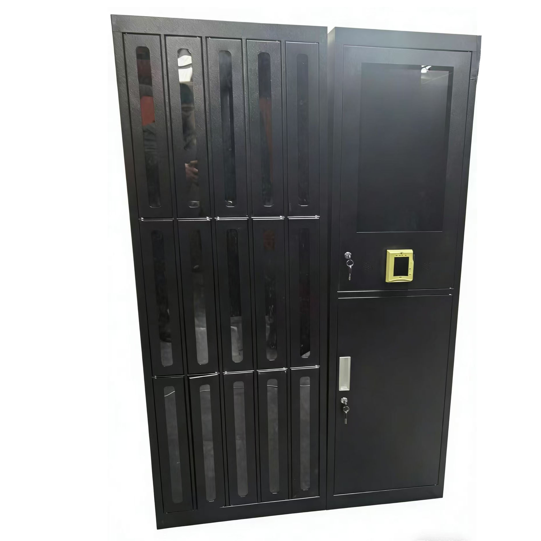 # Wysokiej jakości sprzęt spor – Sports Equipment Locker recenzja i cena